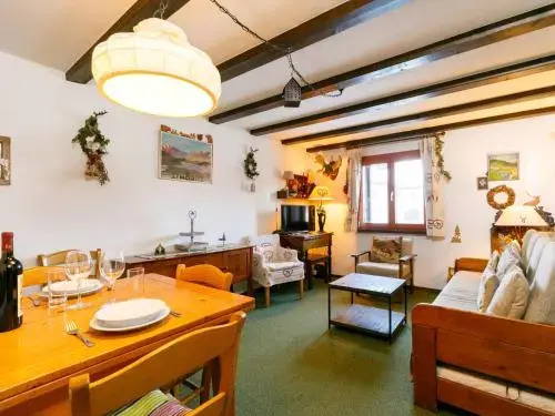 33 2 One Bedroom — 4-Star Luxury Hotel in Silvaplana, Switzerland