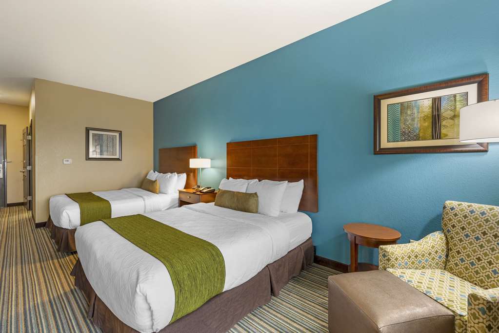 Best Western Plus Patterson Park Inn - photo 21
