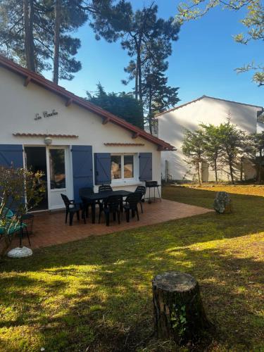 Les grillons d Eden in Saint-Jean-De-Monts, France