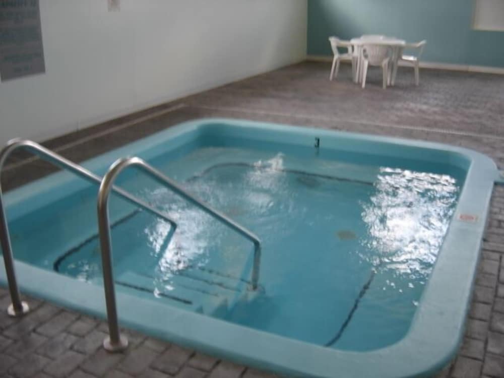 Harbor Lights Resort - photo 15