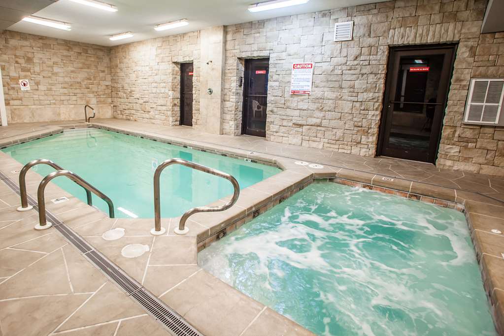 Econo Lodge Truman Inn - photo 28