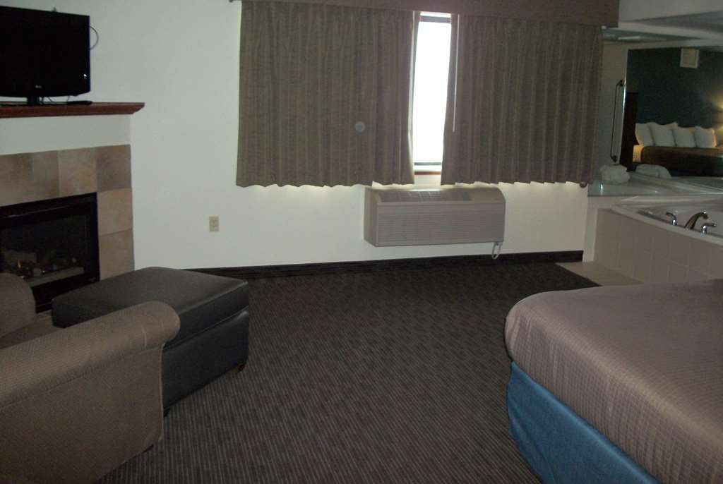 AmericInn by Wyndham Beulah - photo 22