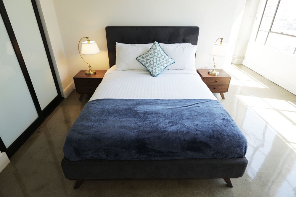 Downtown Lofty Suites - photo 19
