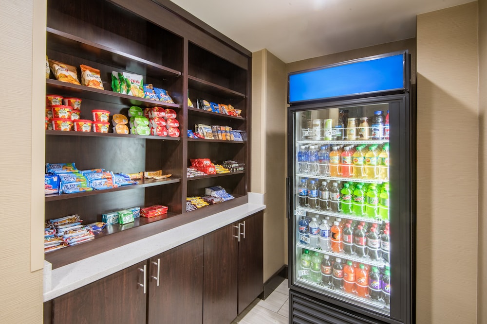 Holiday Inn Express & Suites Ashland by IHG - photo 25