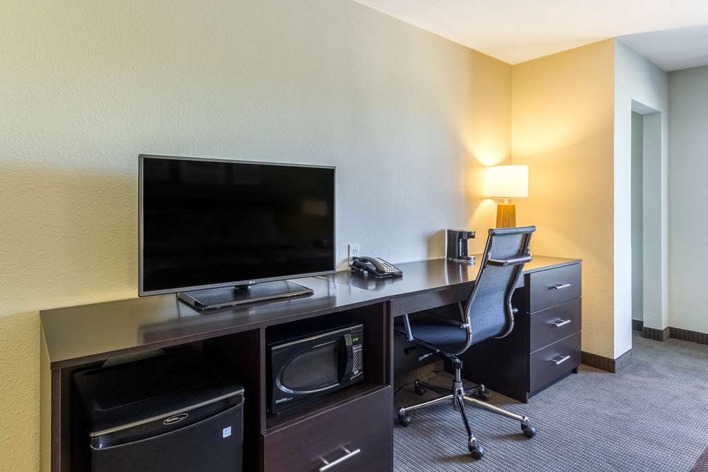 Sleep Inn & Suites Jourdanton Pleasanton - photo 19