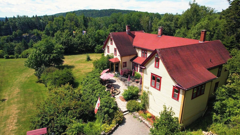 Dominion Hill Country Inn in Saint John, Canada
