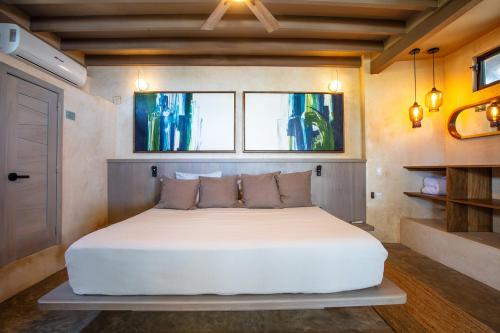 Entire Palmar Stunning 4 BR Oceanfront Townhome amazing views — 4-Star Luxury Hotel in Sayulita, Mexico