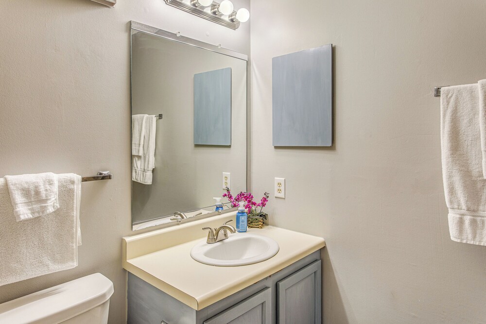 Walk To Myrtle Beach Condo with Resort Perks - photo 29