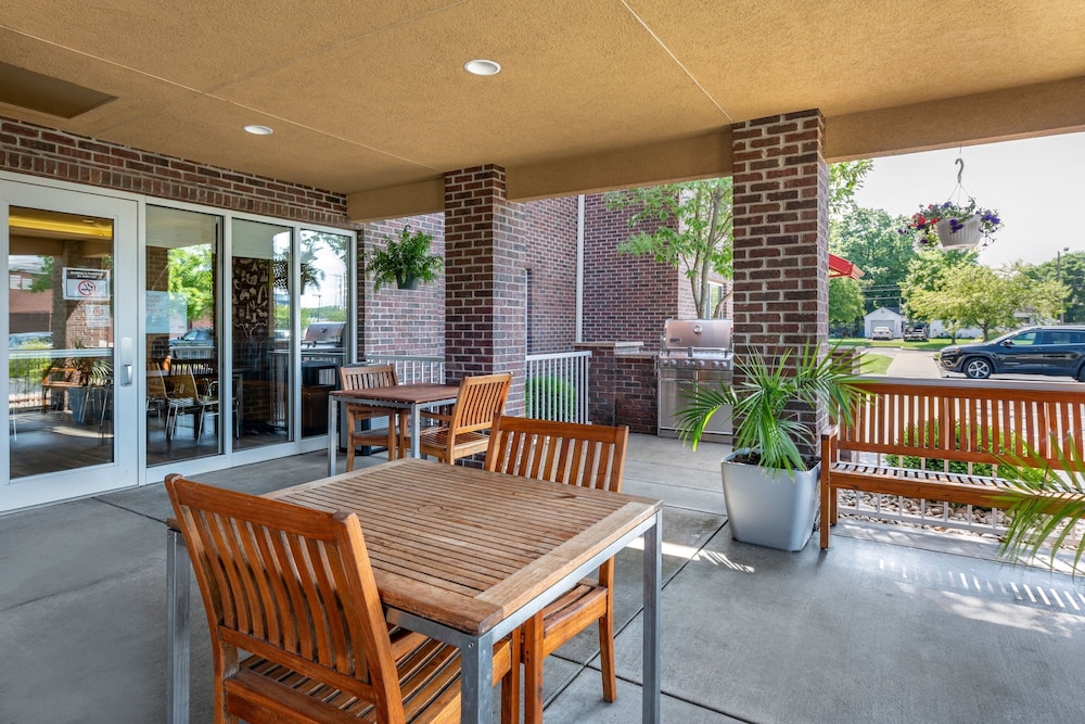 TownePlace Suites by Marriott Vincennes - photo 26