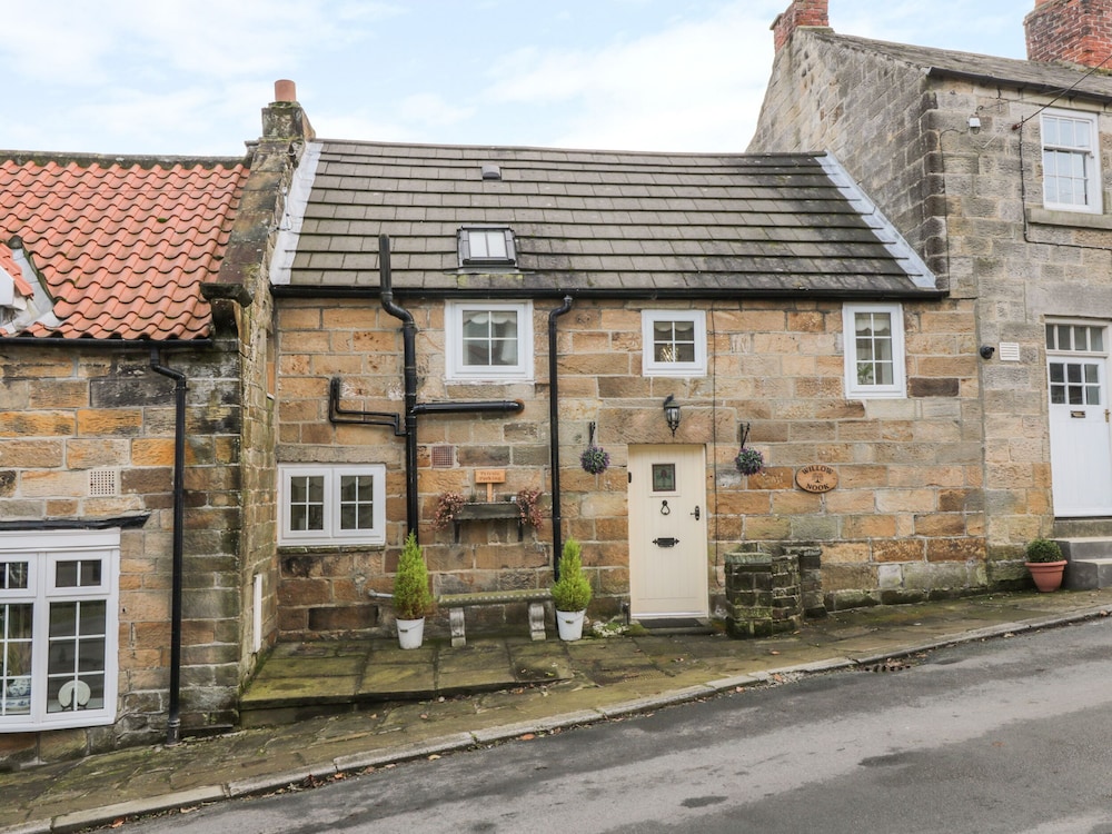 Willow Nook - carbon neutral hotel in Whitby