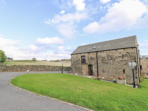 Riber View Barn - carbon neutral hotel in Dronfield