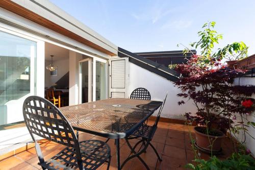 Central Station 10 min Private Terrace Skyview 6 Pax — 4-Star Luxury Hotel in Milan, Italy