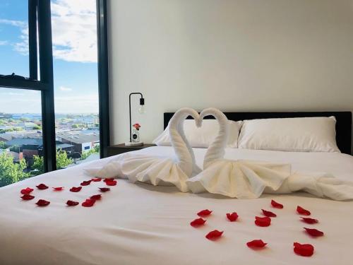 Modern 2 Bedroom Apartment Adelaide CBD — 4-Star Luxury Hotel in Adelaide, Australia