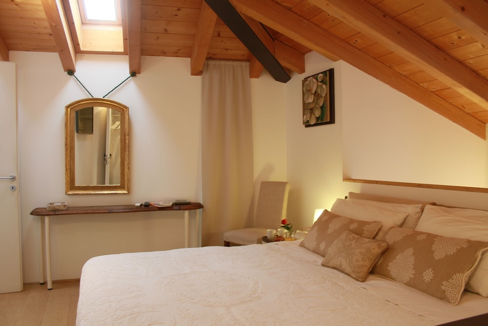 Lisander Bed & Breakfast — Seregno — photo 4