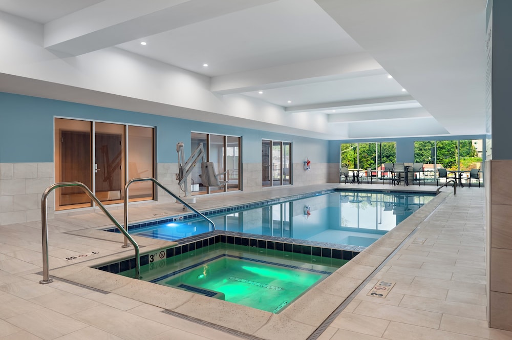 Holiday Inn Exp Stes Berkshires By Ihg - photo 26