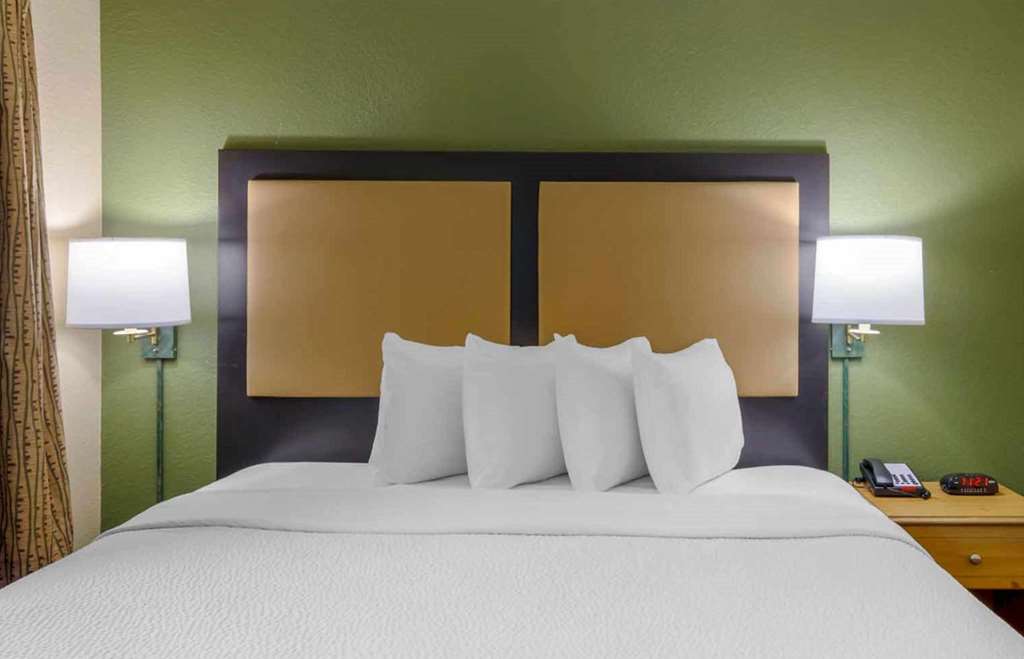 Extended Stay America Select Suites Orlando Southpark - photo 16