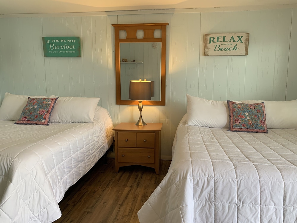 Vineyard Harbor Motel Private Beach - photo 62