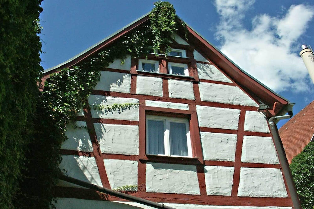 Gasthof Goldener Adler — hotel in Weissenburg In Bayern