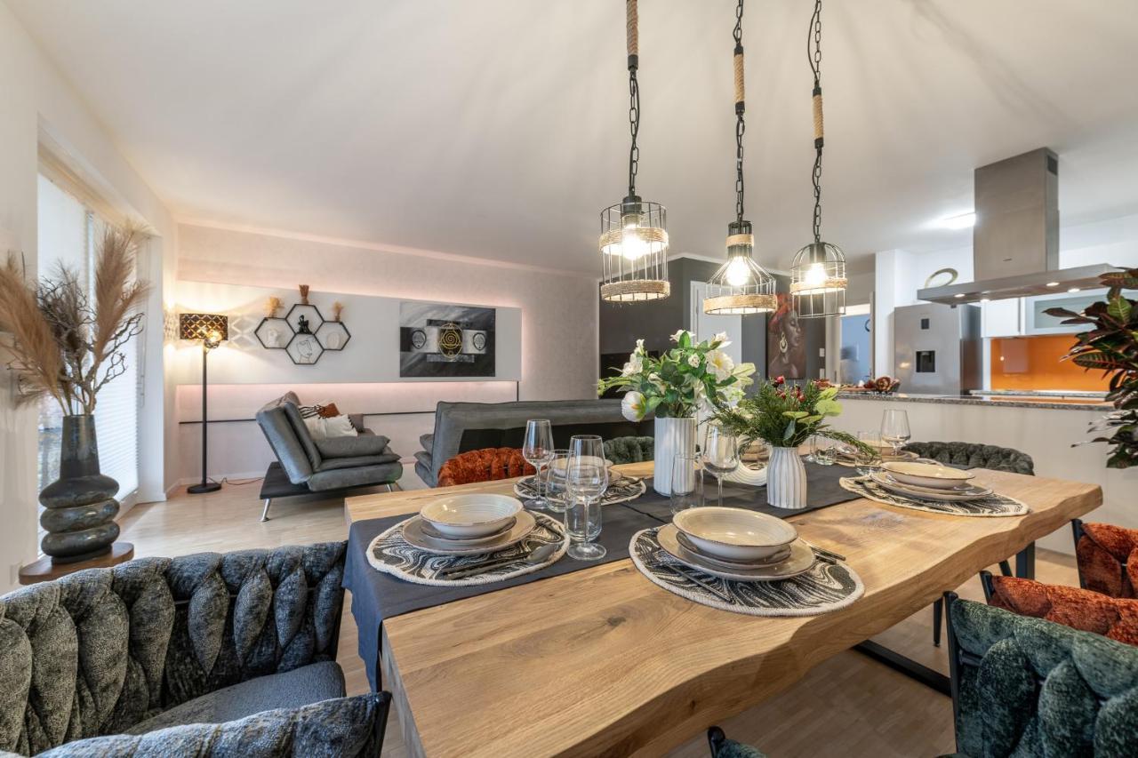 Alpenflair Luxury 100qm Work Travel Netflix — 4-Star Luxury Hotel in Penzberg, Germany