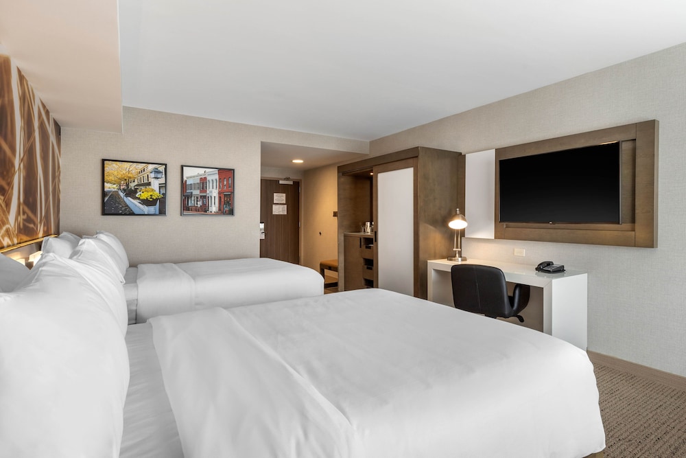 Cambria Hotel West Orange - photo 10