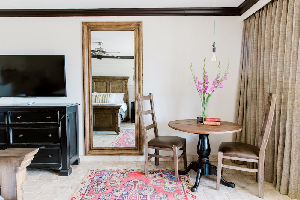 Hillside Boutique Hotel - photo 25