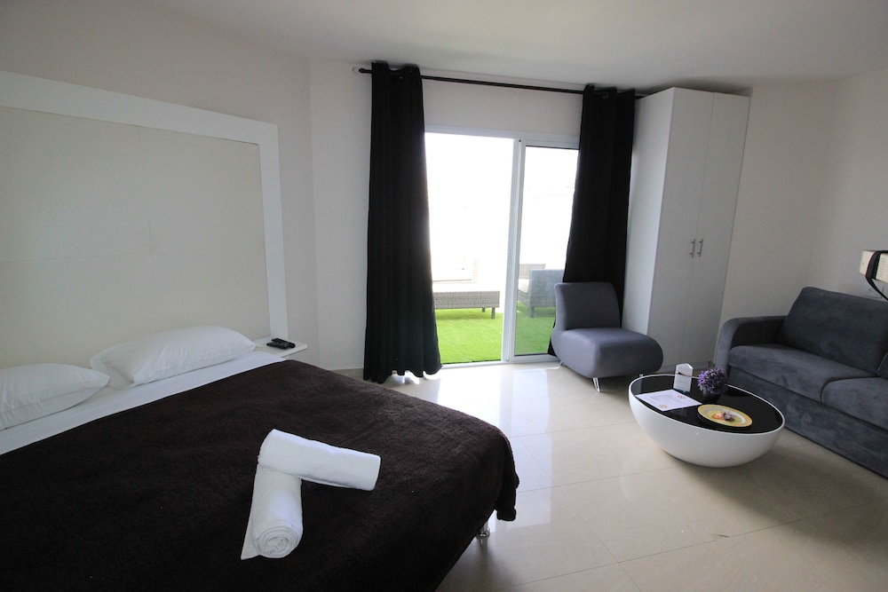 Rich Royal Suites in Eilat, Israel