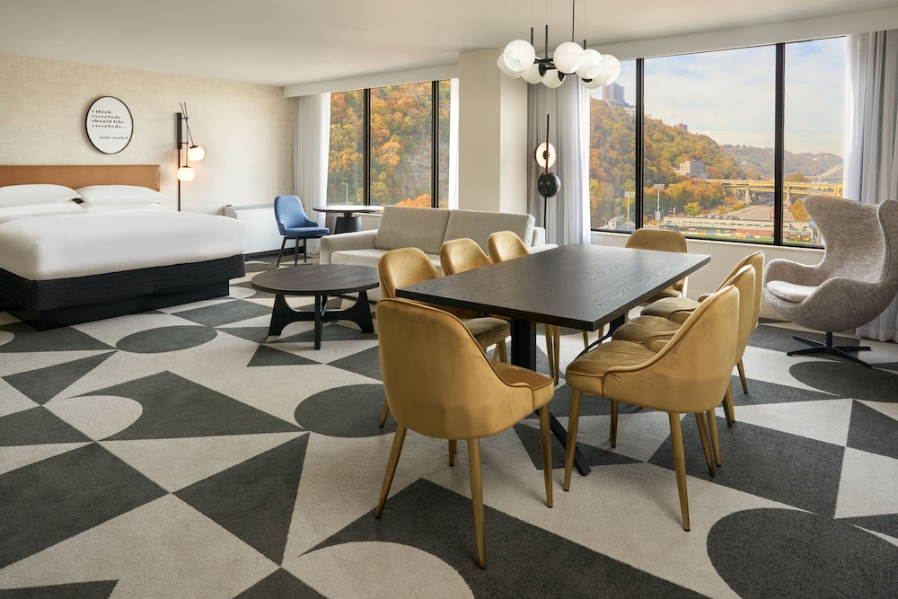 Sheraton Pittsburgh Hotel at Station Square - photo 22