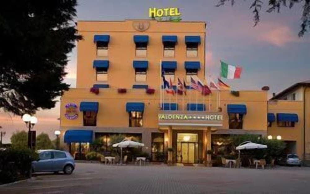 Valdenza - last minute hotel in Campegine