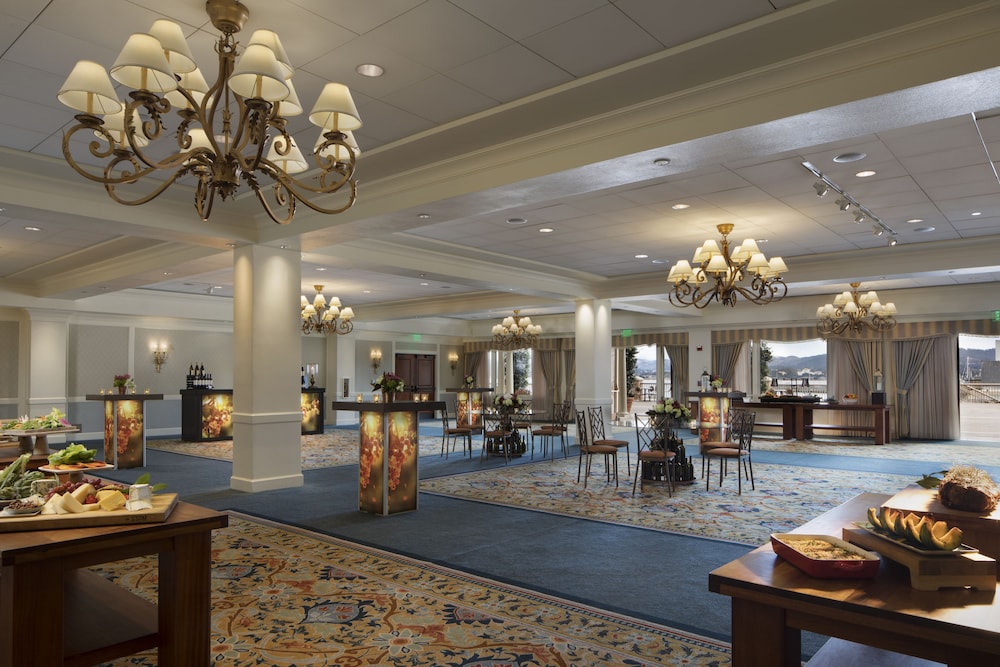 Monterey Plaza Hotel & Spa - photo 73