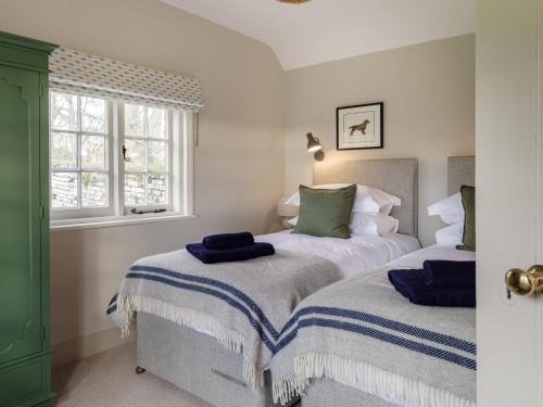 Beehives Cottage at Woodhall Estate — 4-Star Luxury Hotel in Hertford, United Kingdom