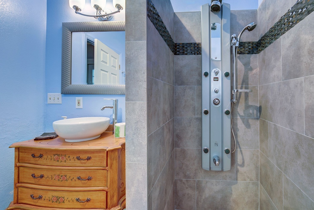 Carlisle Garden Suites - photo 62