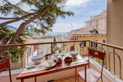 GuestHost Condominium Flora Vintage Apartment — 4-Star Luxury Hotel in San Remo, Italy