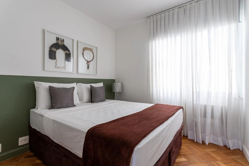 Ocean Breeze 3 Quartos 2 Banheiros Garagem Ar Condicionado Moderno Silencioso Andar Alto Vista Livre Internet 250mbps 2 TVs Smart Praia Ipanema Metro Porteiros 24 Hrs e Segurança 24Hrs 2 Elevadores — 4-Star Luxury Hotel in Rio De Janeiro, Brasil