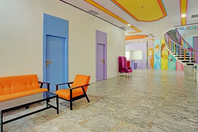 Capital O 92555 Hotel Princessa Syariah in Padang, Indonesia