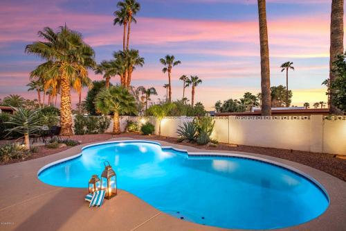 El Sueno Retreat Pool and Spa Oasis in Scottsdale, United States