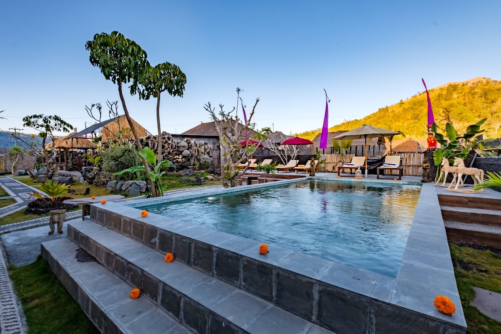 Latengaya Mount Batur View Bungalow — 4-Star Luxury Hotel in Bali, Indonesia