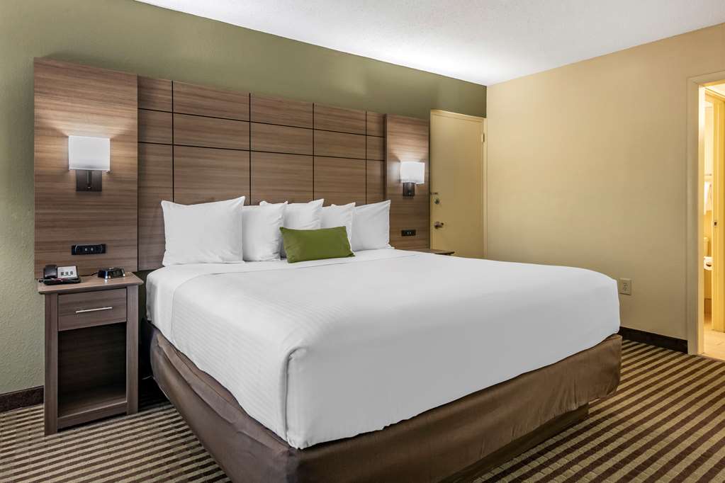 Best Western Downtown Stuart - photo 11