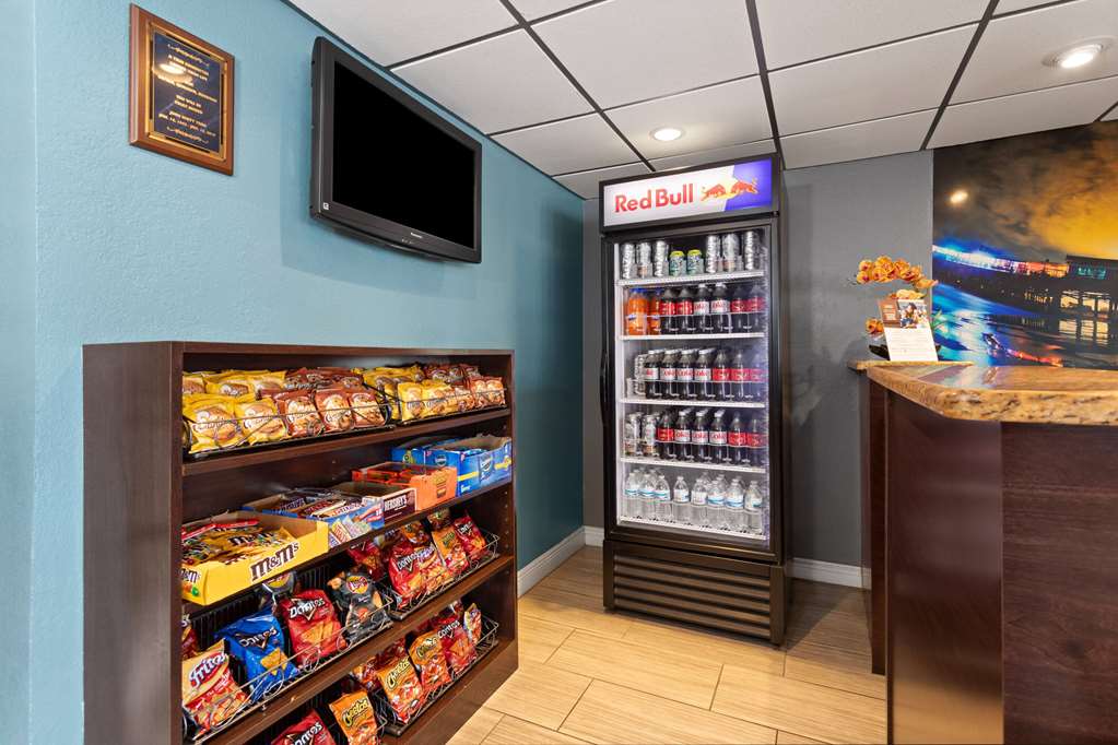 La Quinta Inn by Wyndham Cocoa Beach Port Canaveral - photo 39
