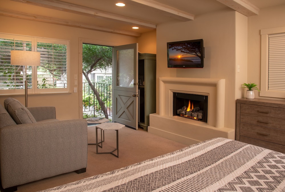 Carmel Country Inn - photo 14
