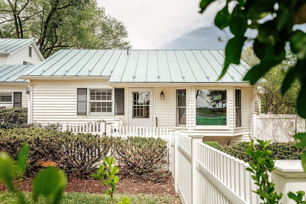 Batten Green Venue & Lodging - photo 39