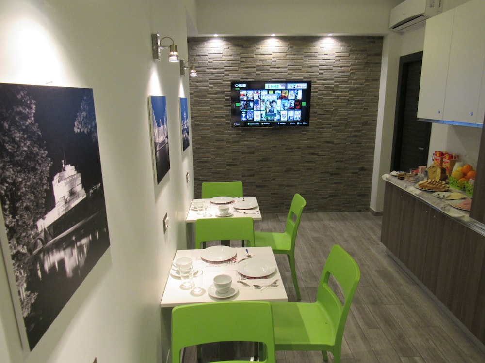 Pianeta Roma — 4-Star Luxury Hotel in Rome, Italy