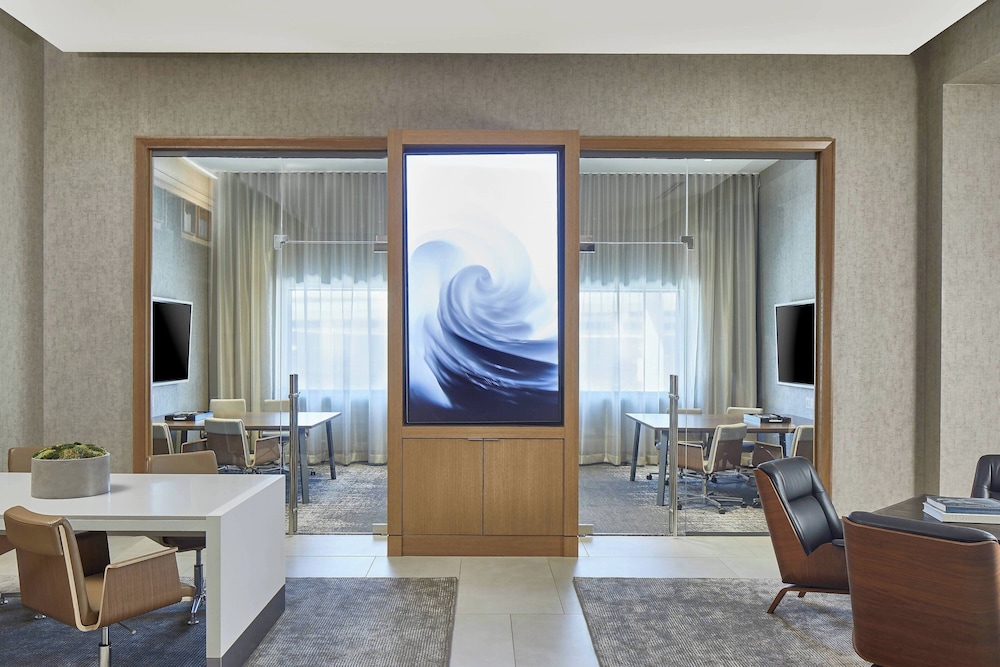 AC Hotel by Marriott Atlanta Airport Gateway - photo 55