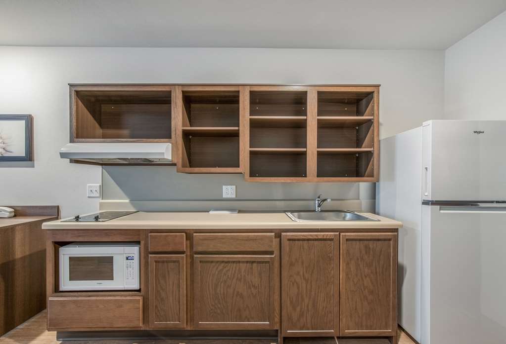WoodSpring Suites Chicago Midway - photo 20