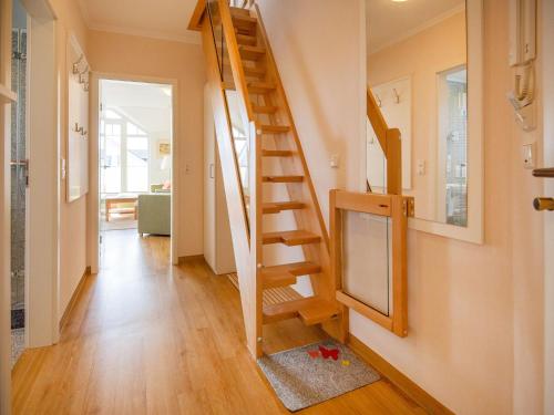 Dünenpark Binz Komfortplus Ferienwohnung mit 1 Schlafzimmer und Balkon im Dachgeschoss 114 — 4-Star Luxury Hotel in Ostseebad Binz, Germany