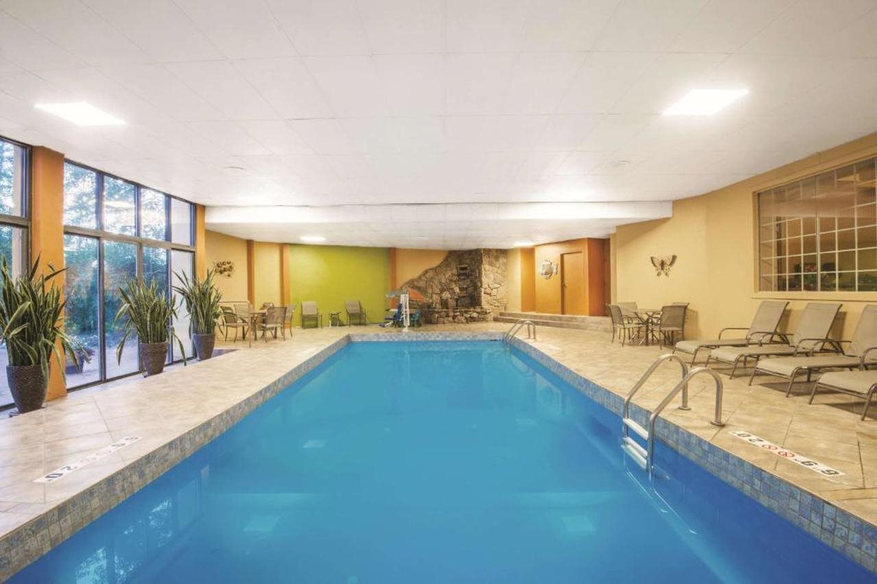 La Quinta Inn & Suites by Wyndham Silverthorne Summit Co - photo 23