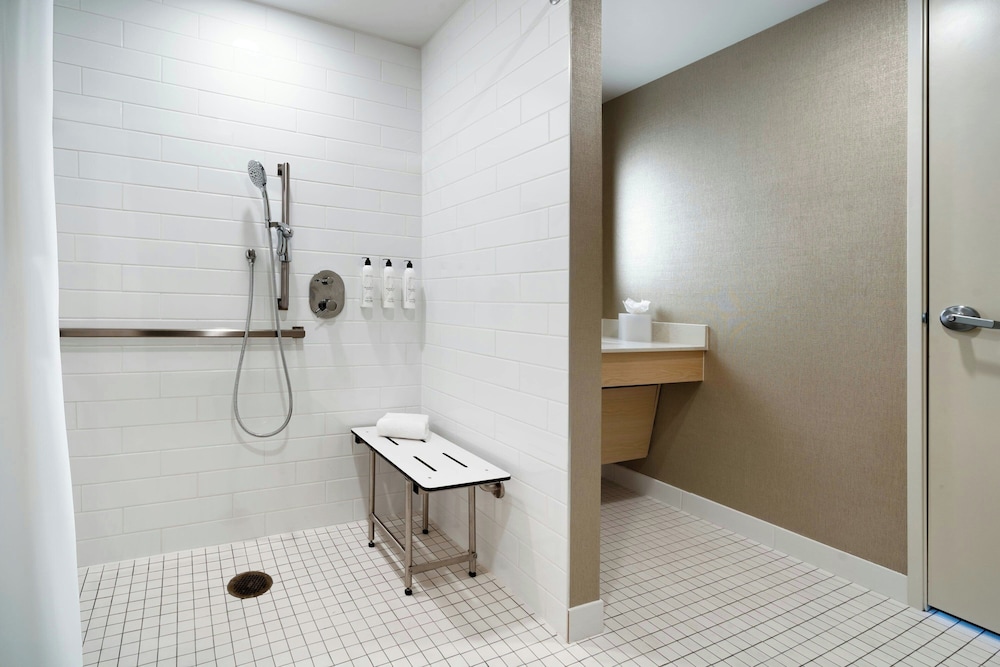 TownePlace Suites by Marriott Show Low - photo 22