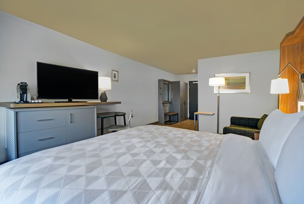Holiday Inn Grand Rapids North Walker by IHG - photo 6