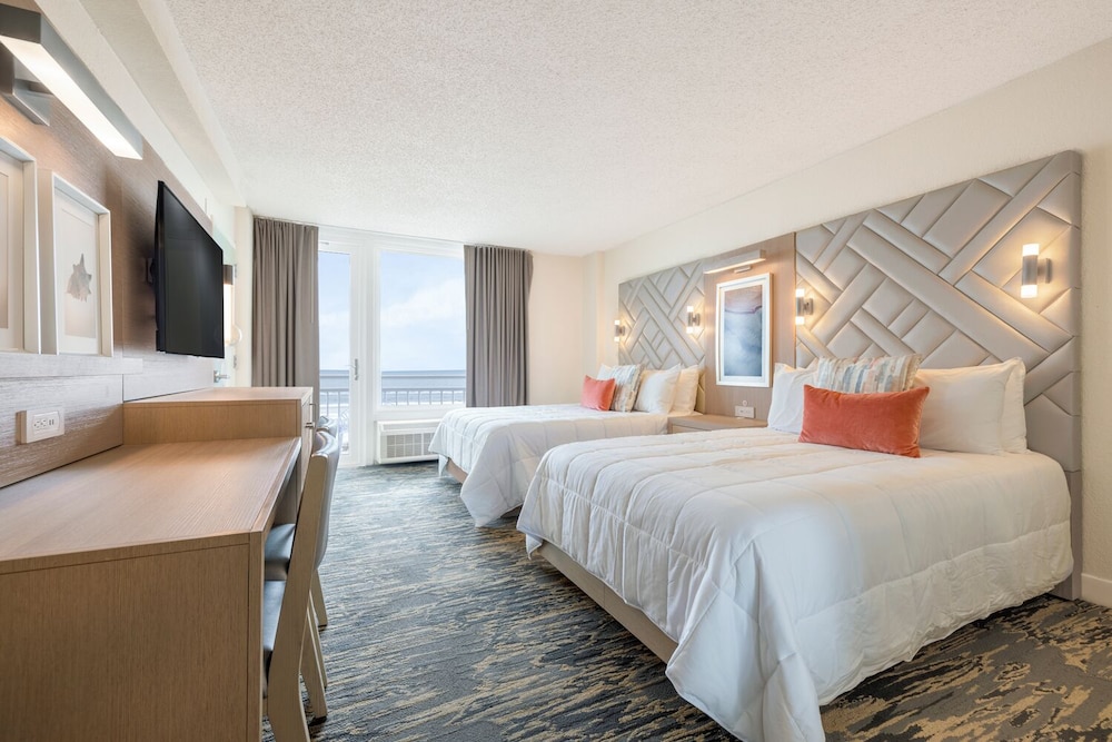 Port O Call Hotel - photo 15