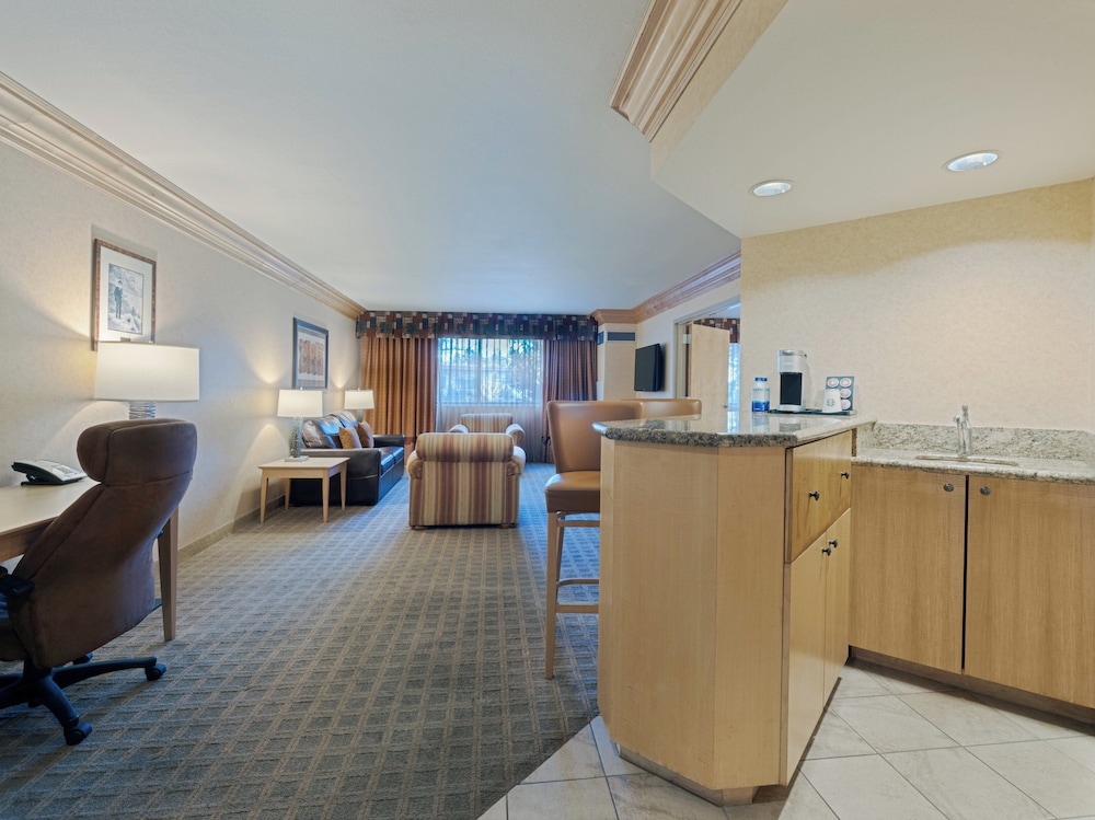 Holiday Inn Resort The Squire at Grand Canyon by IHG - photo 19