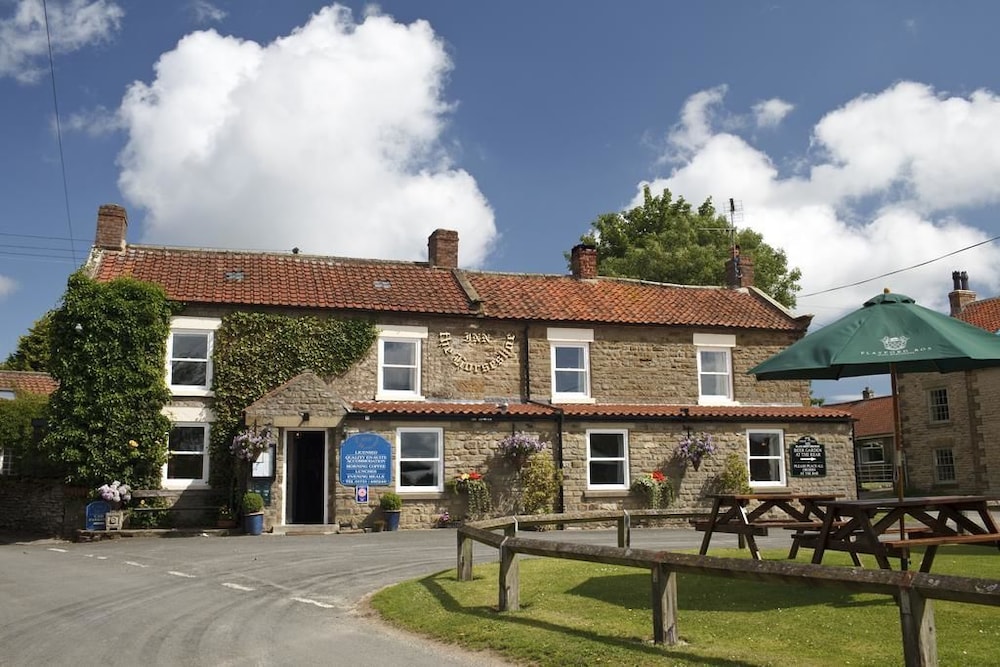 The Horseshoe Inn - carbon neutral hotel in Pickering